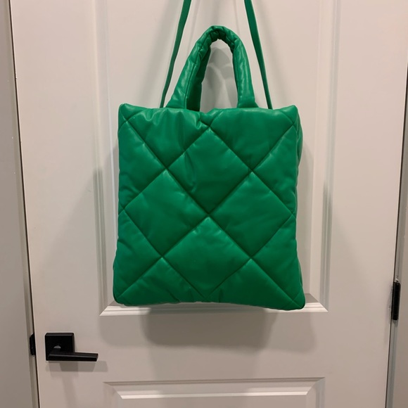 Stand Studio Quilted Tote Assante Diamond Large Bag Crossbody Tote Green - Picture 3 of 16